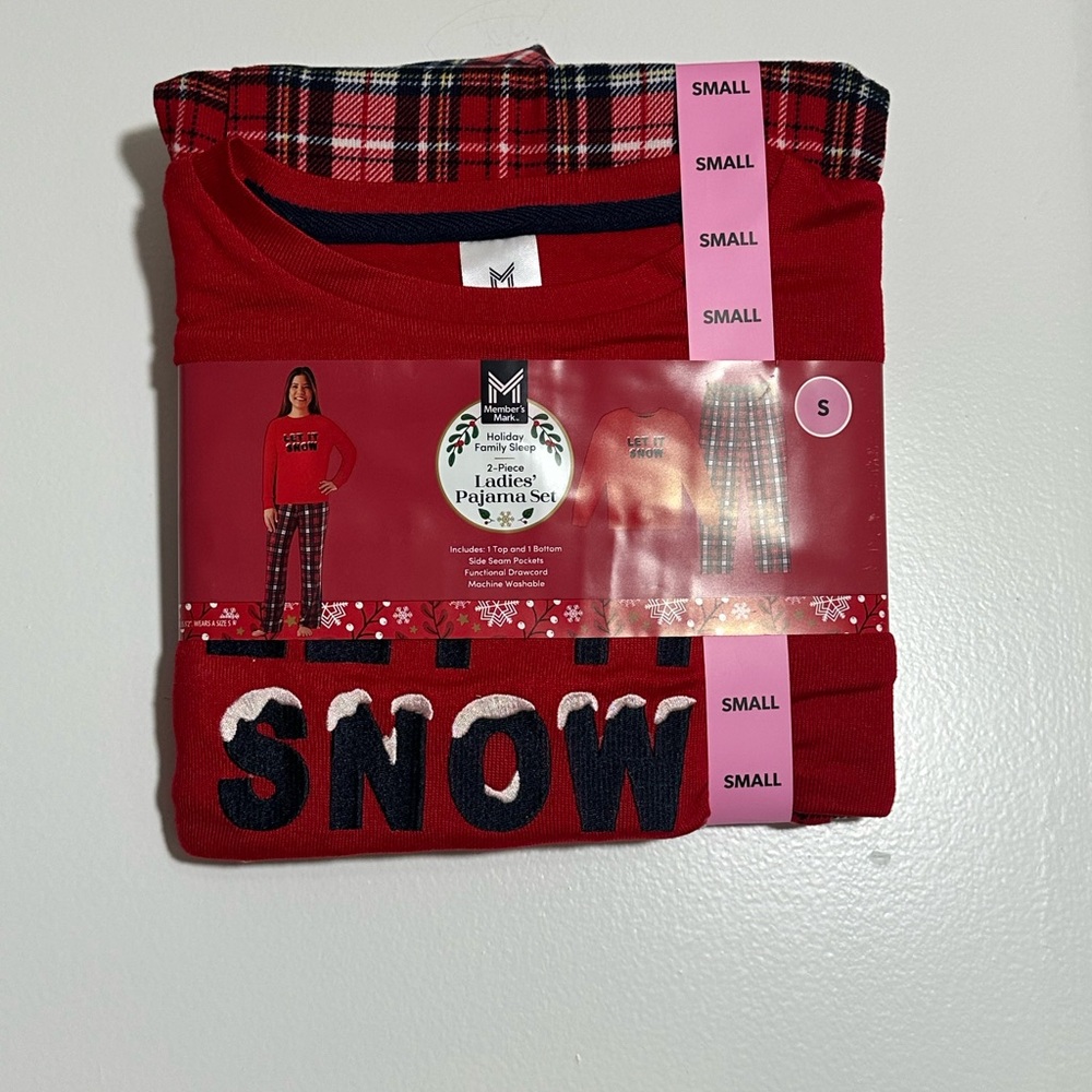 M Ladies Red Plaid Pajama Set